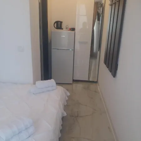 Apartament Camere de închiriat Darius 16 , 2 camere Eforie Nord